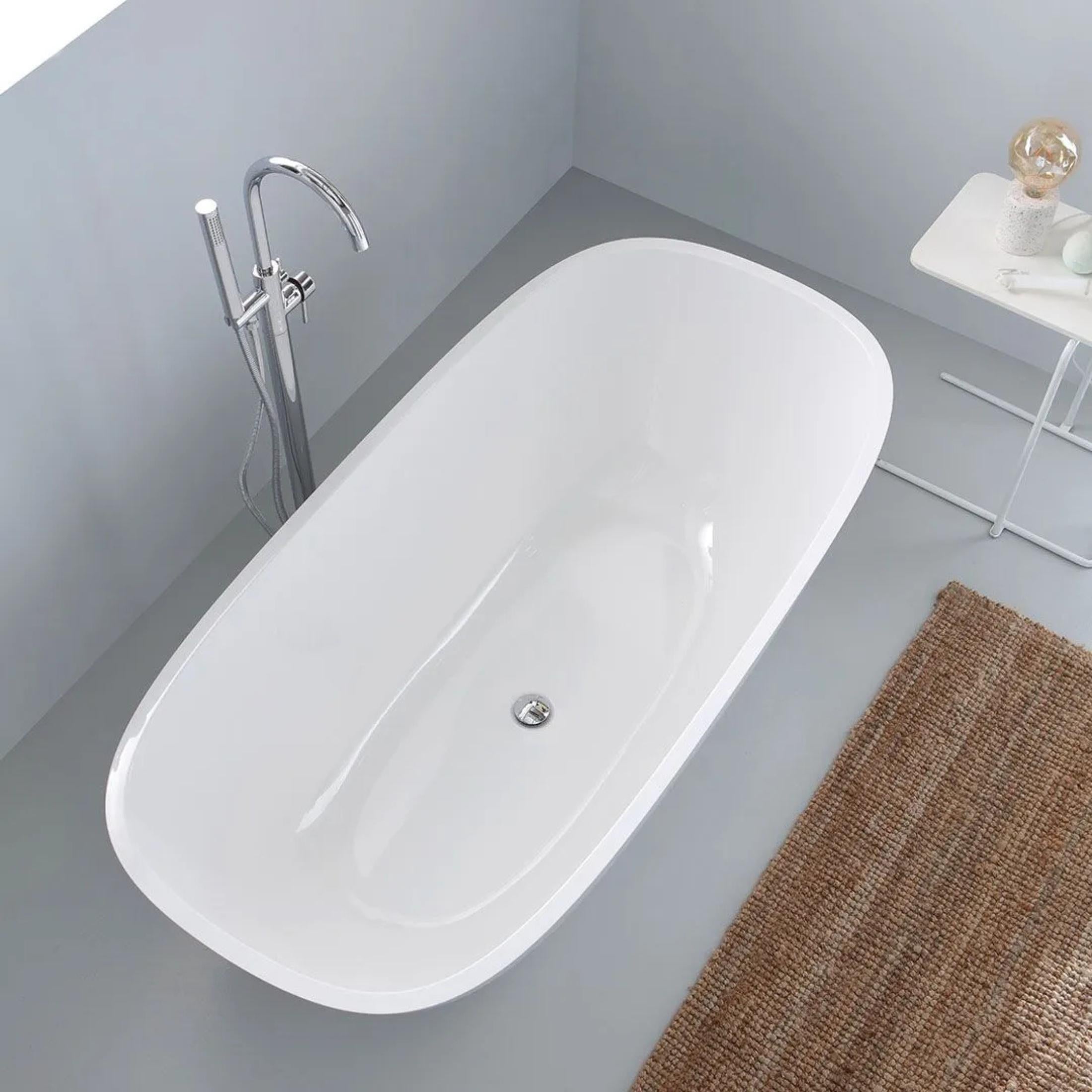 Vasca da bagno freestanding "Rimini" in marmo ricomposto cm 160x75 48h