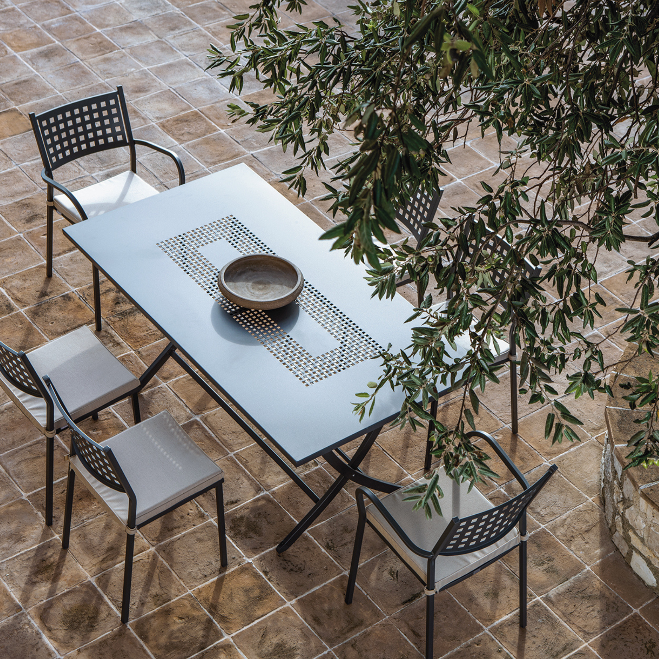 Tavolo rettangolare pieghevole "Vegas" in metallo zincato per giardino h 75 cm