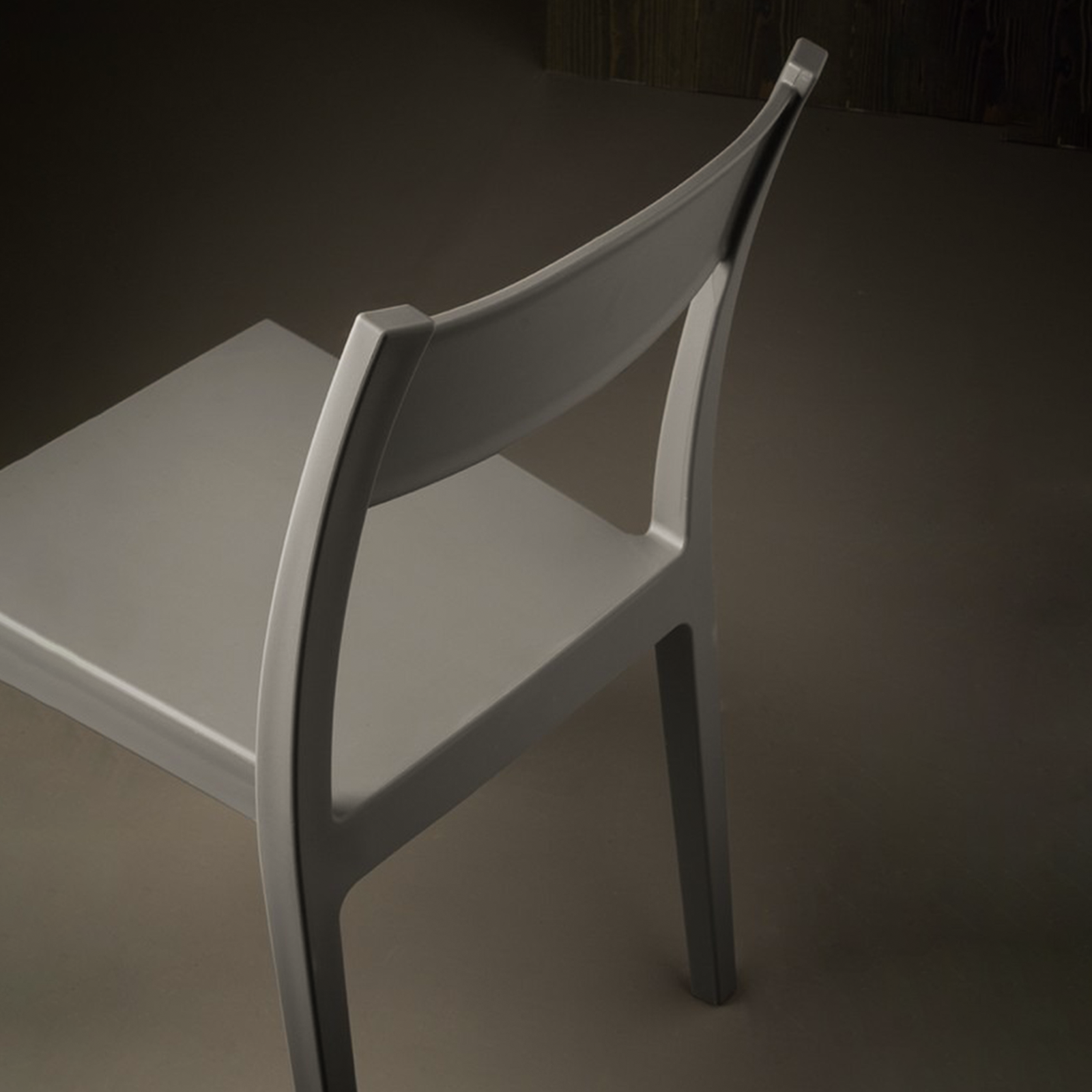 Silla de comedor Vesta de resina para jardín, apilable 41x41 cm 83h