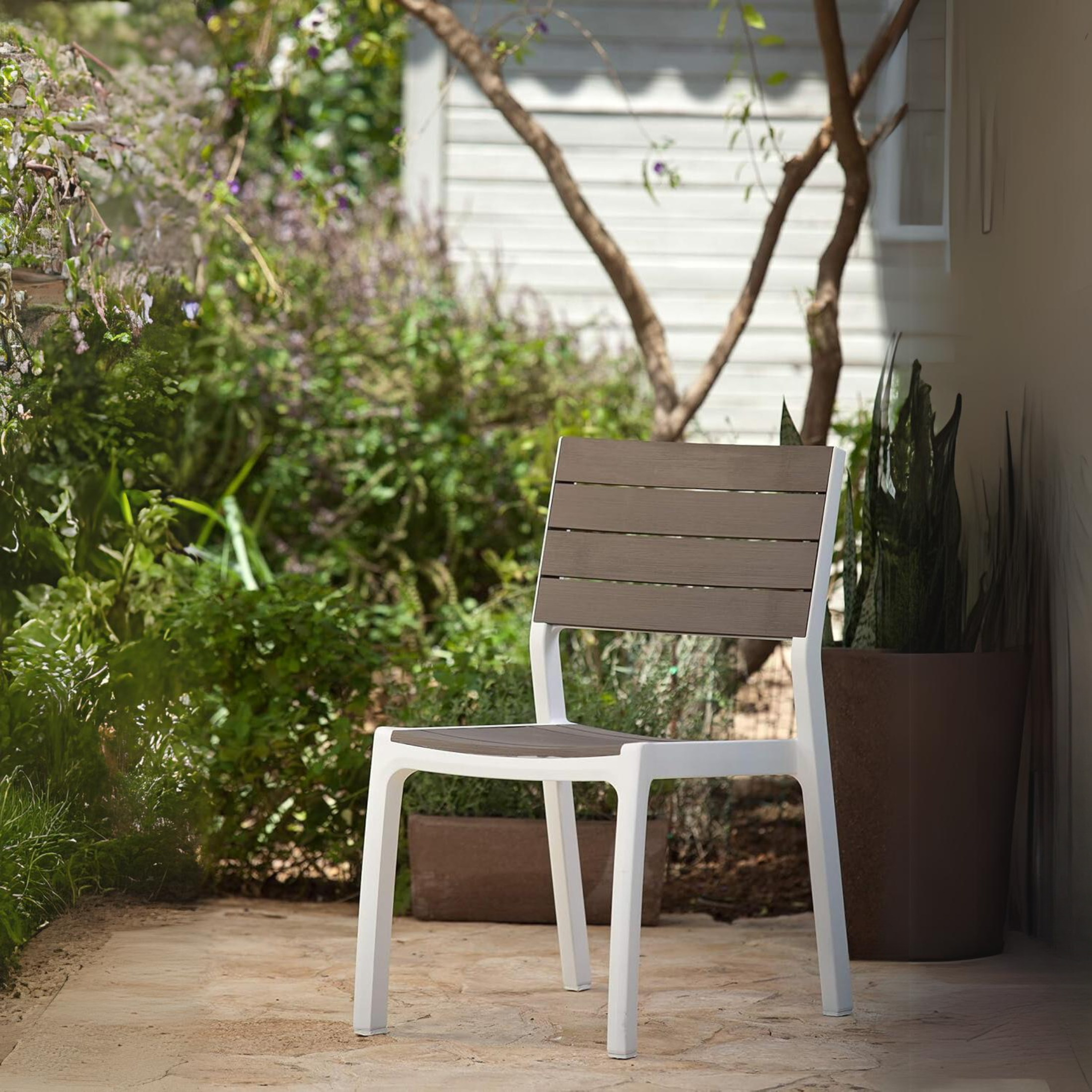 Chaise en résine fonte effet fonte avec accoudoirs de jardin 53x60 cm 81h