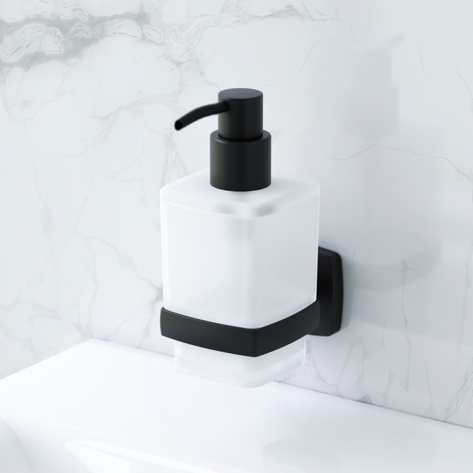 Distributeur de savon en verre satiné Stelvio, support en acier inoxydable noir mat 6,4x10,6 cm 15,8h