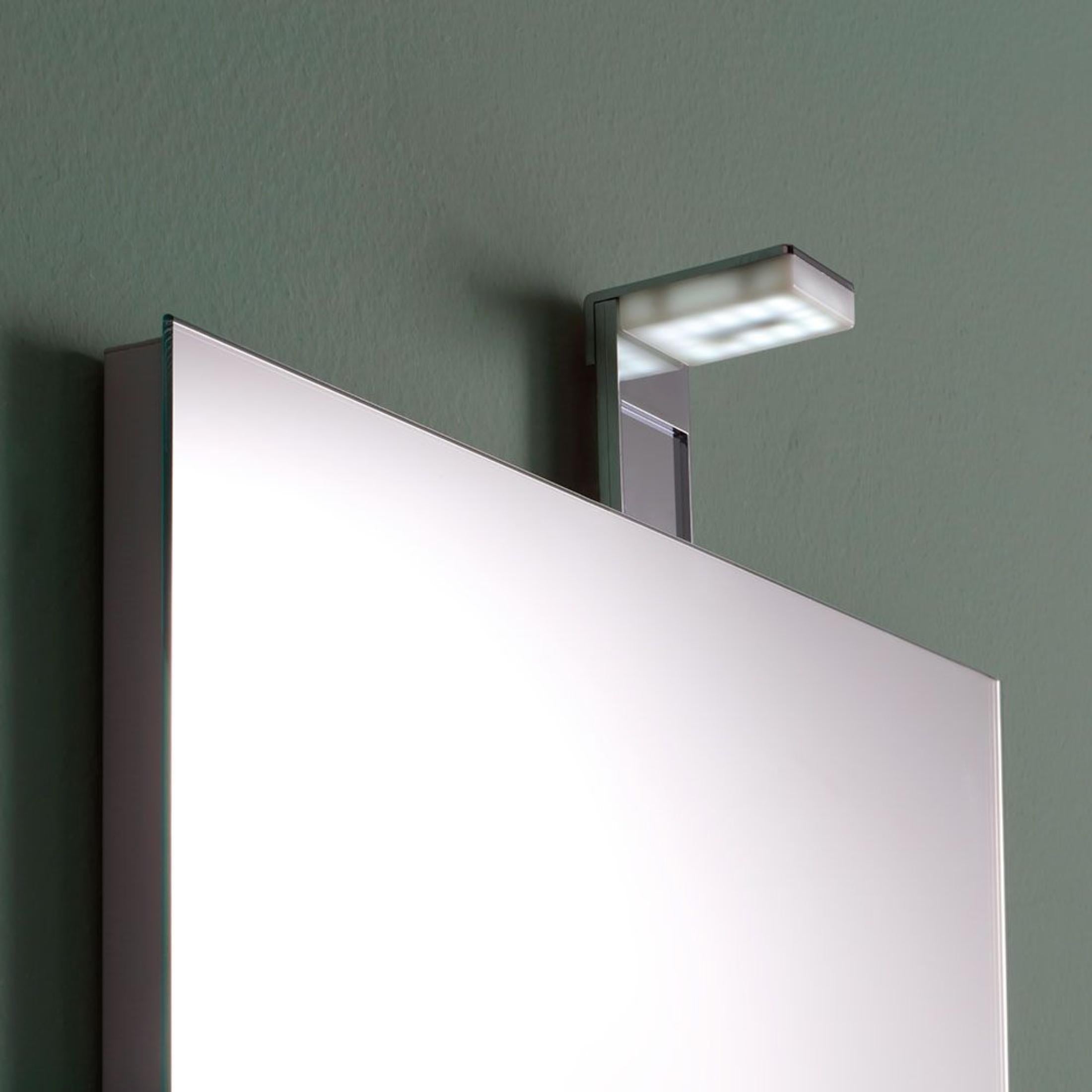 Specchio rettangolare a led "Salem" senza cornice con lampada cm 50x70