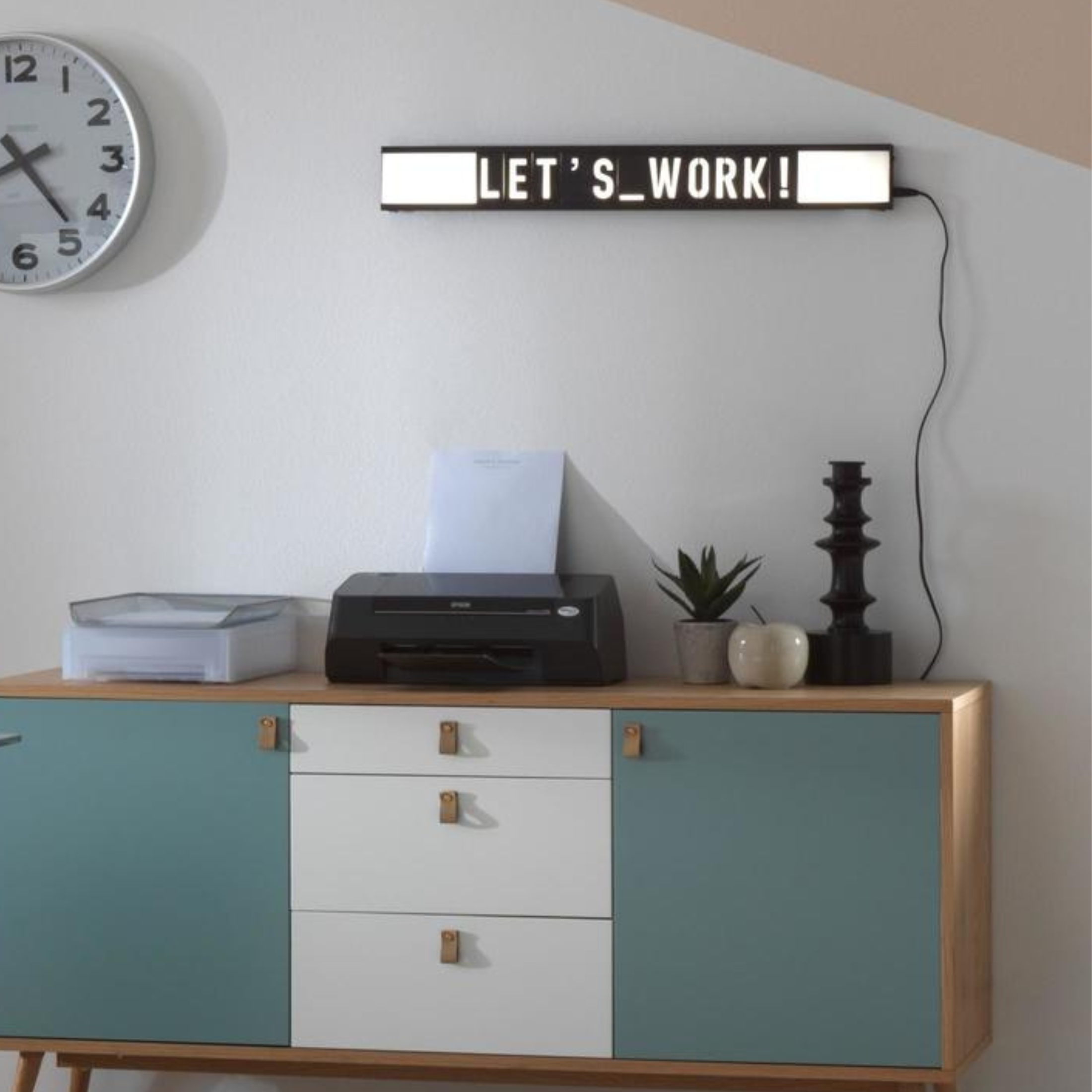 Lámpara de mesa LED de metal "Ciak" cartel con letras 80x3 cm 10h