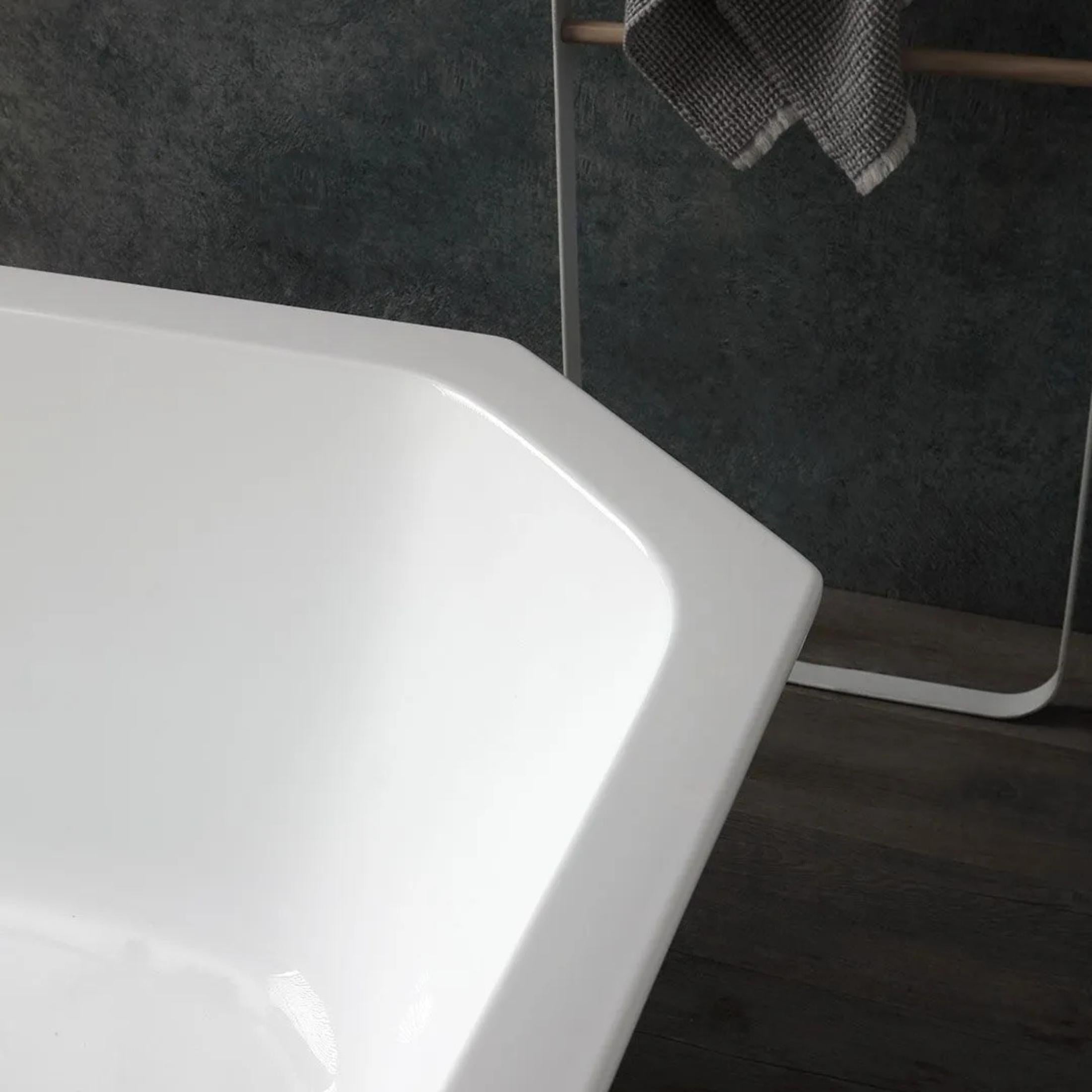 Vasca da bagno ottagonale autoportante "Beatrice" in acrilico bianco cm 161x74 56h