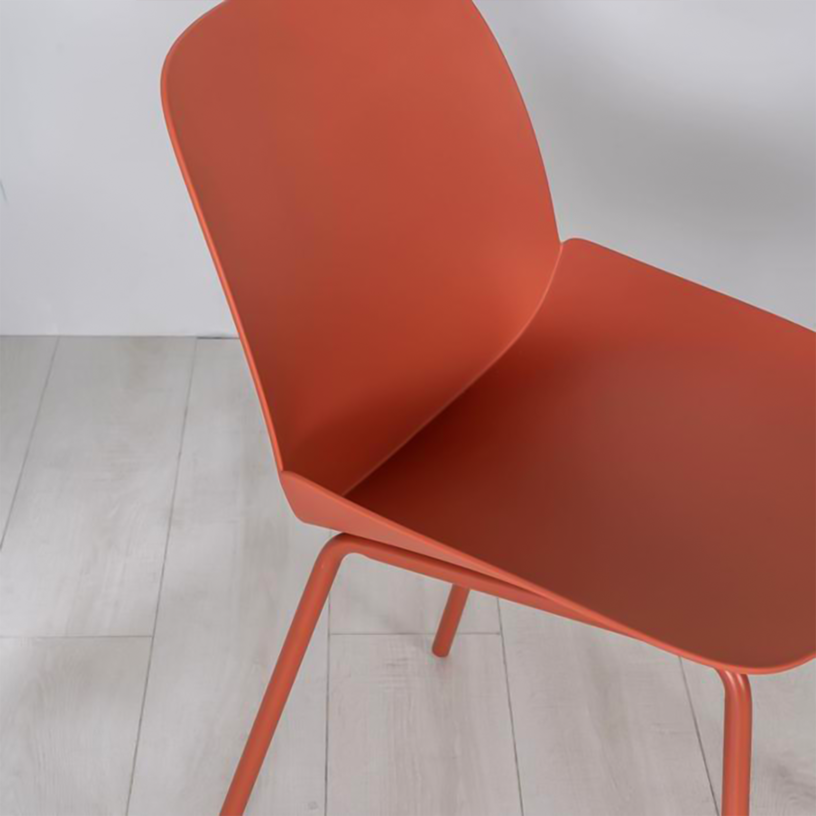 Elegante silla de polipropileno "Eva" 46x55 cm 79h