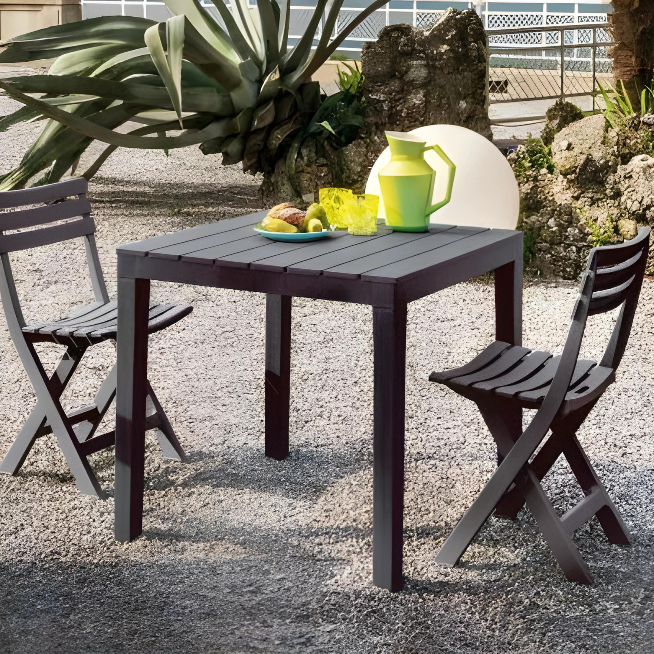 Tavolo in resina "Bali" con doghe effetto legno da giardino cm 78x78 72h