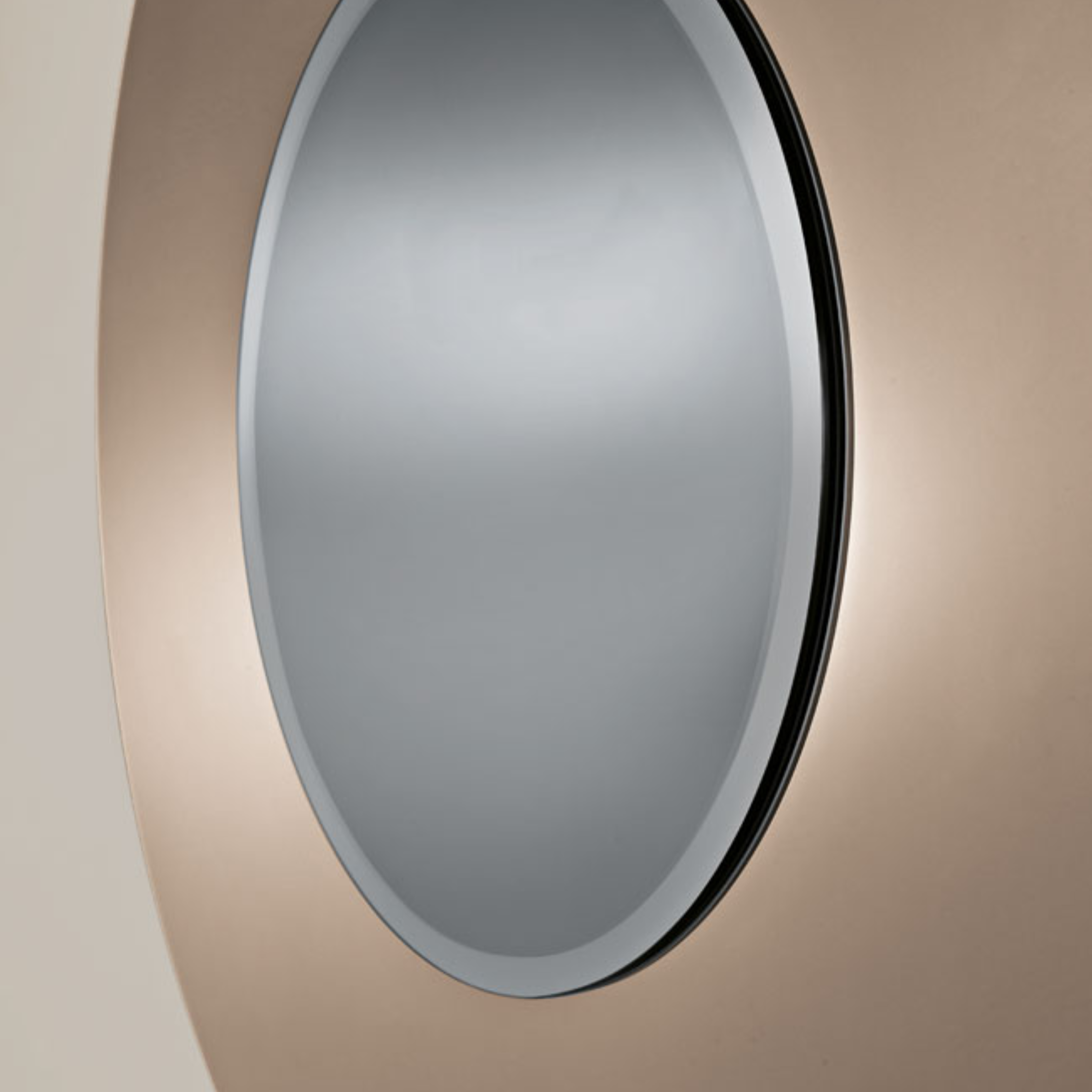Specchio da parete "Lema" rotondo con cornice elegante