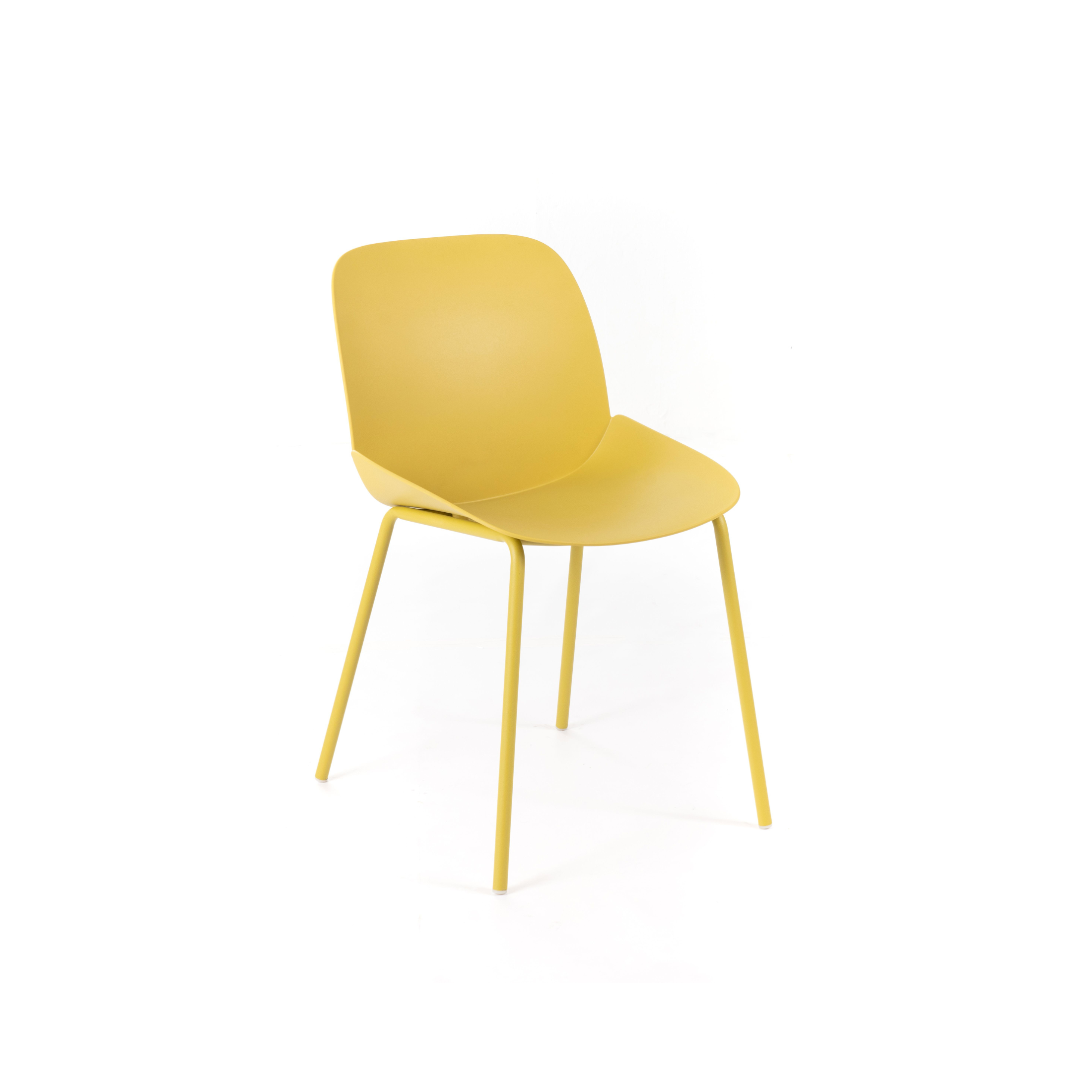 Elegante silla de polipropileno "Eva" 46x55 cm 79h