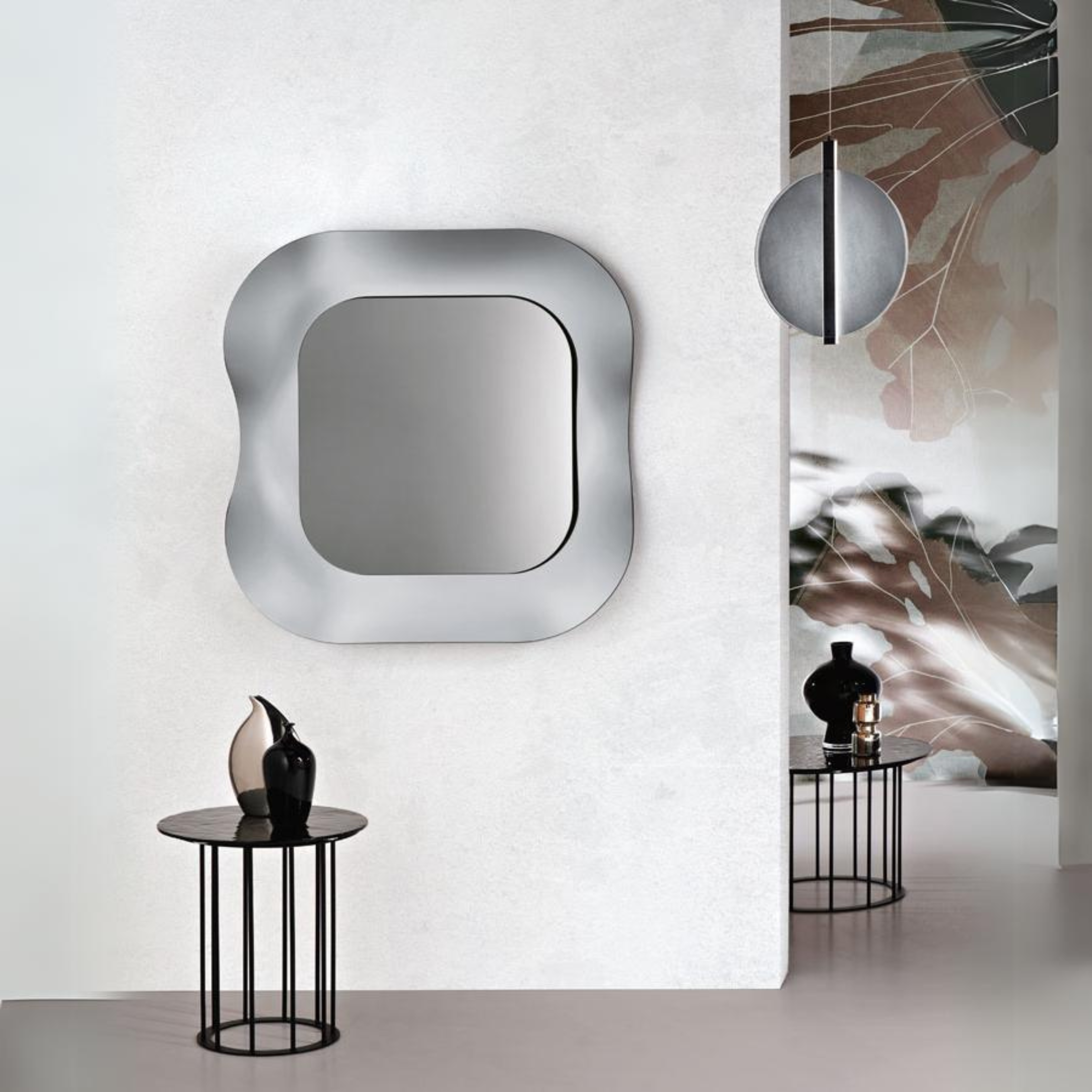 Espejo de pared "Dune" con elegante marco de vidrio fundido