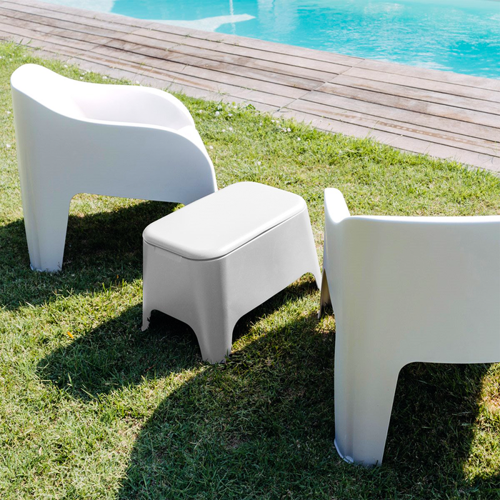 Poltrona in resina per esterni Polignano sedia impilabile da giardino